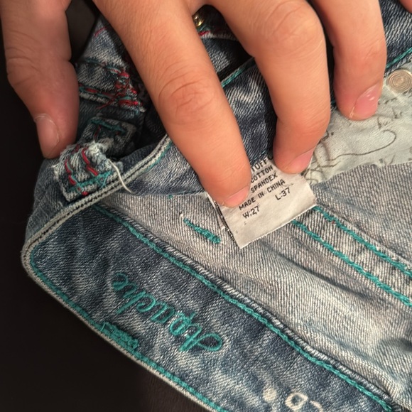 Cowgirls tuff jeans - Picture 3 of 4